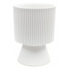 DONICZKA BIAŁA CERAMICZNA 22x16cm NA NÓŻCE PRĄŻKOWANA MATOWA
