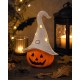 FIGURKA LED NA HALLOWEEN DYNIA Z KAPELUSZEM CZAROWNICY POMARAŃCZOWA BIAŁA